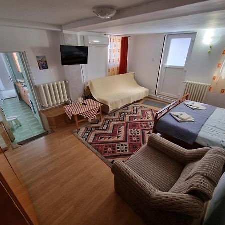 Mri Residence Κλουζ-Ναπόκα Εξωτερικό φωτογραφία